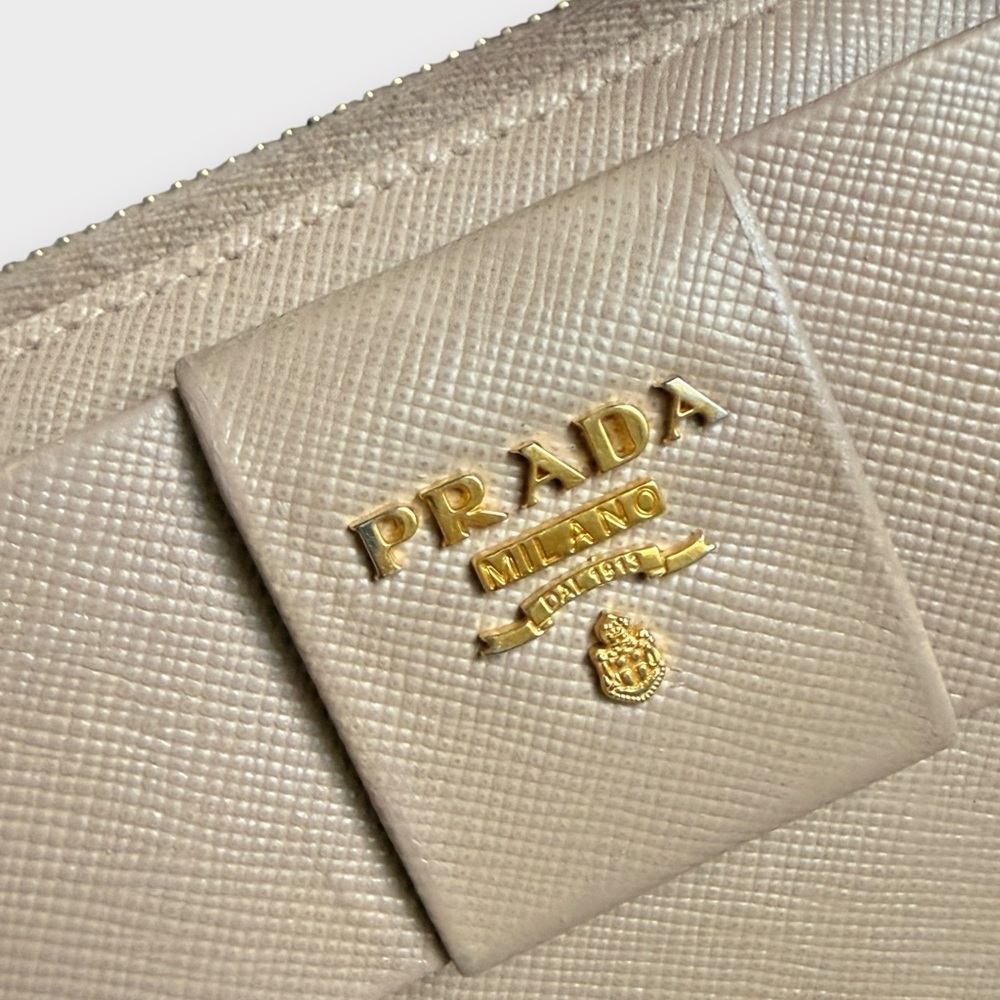 AUTHENTIC Prada Saffiano Fiocco Bow Zip Around Wallet in Cammeo (Beige) - Picture 3 of 13